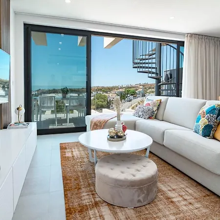 Oasis325- Class Penthouse With Stunning Views Estepona