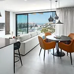 Διαμέρισμα Oasis325- Class Penthouse With Stunning Views Εστεπόνα