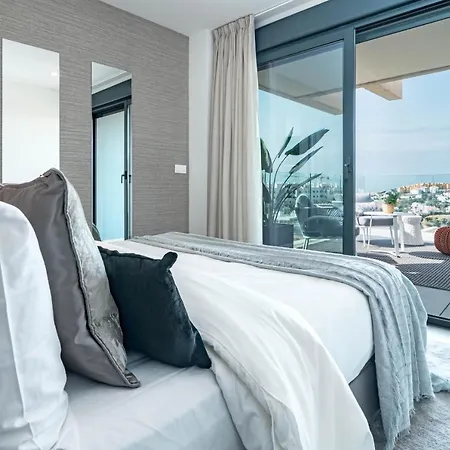 Oasis325- Class Penthouse With Stunning Views