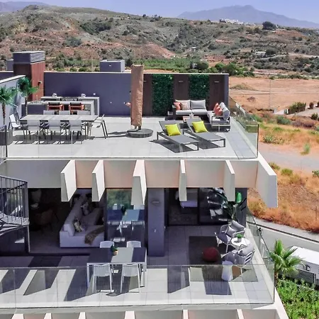 Oasis325- Class Penthouse With Stunning Views