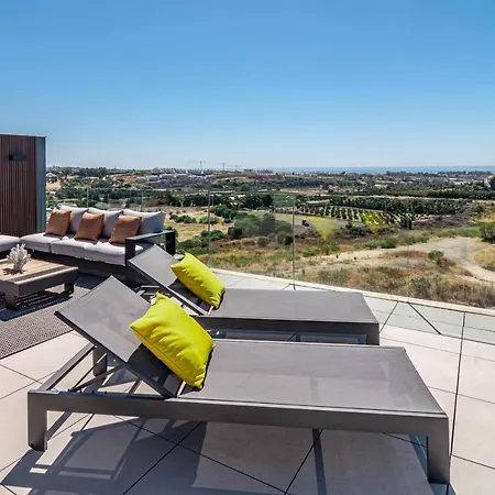 Oasis325- Class Penthouse With Stunning Views Apartment *