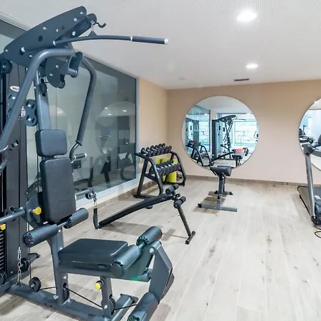 Oasis325- Class Penthouse With Stunning Views Apartment *