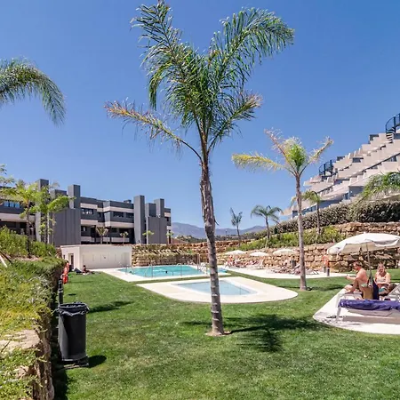 Oasis325- Class Penthouse With Stunning Views Apartment Estepona