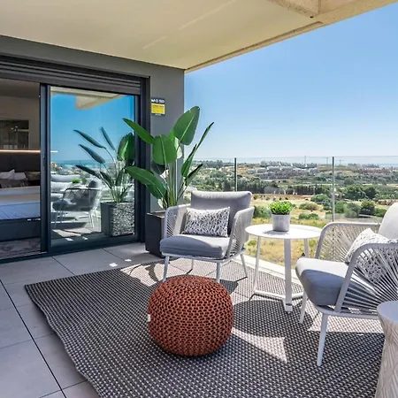 Oasis325- Class Penthouse With Stunning Views Apartment Estepona