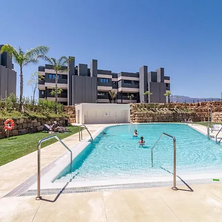Oasis325- Class Penthouse With Stunning Views Apartment Estepona