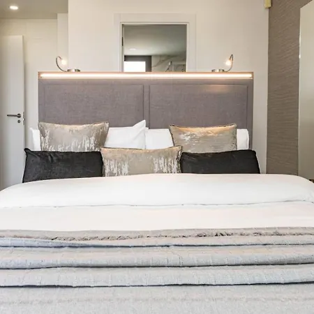 Oasis325- Class Penthouse With Stunning Views Apartment