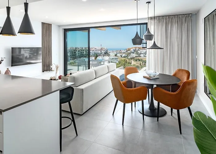 شقة Oasis325- Class Penthouse With Stunning Views إِستيبونا